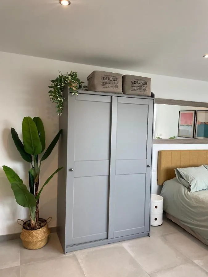 Allegra Suite Màlaga 0*,
